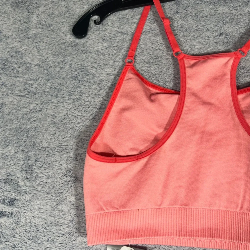 Nike Dri-FIT NWT Seamless Sports Bra Coral Pink Adjustable Straps Womens Sz M/L